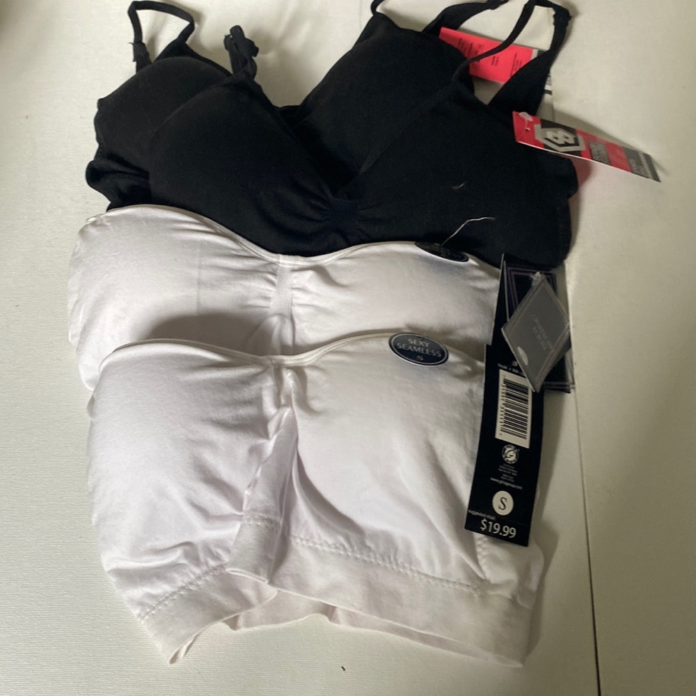 NWT Set of 4 Bras, two strapless, two w/straps